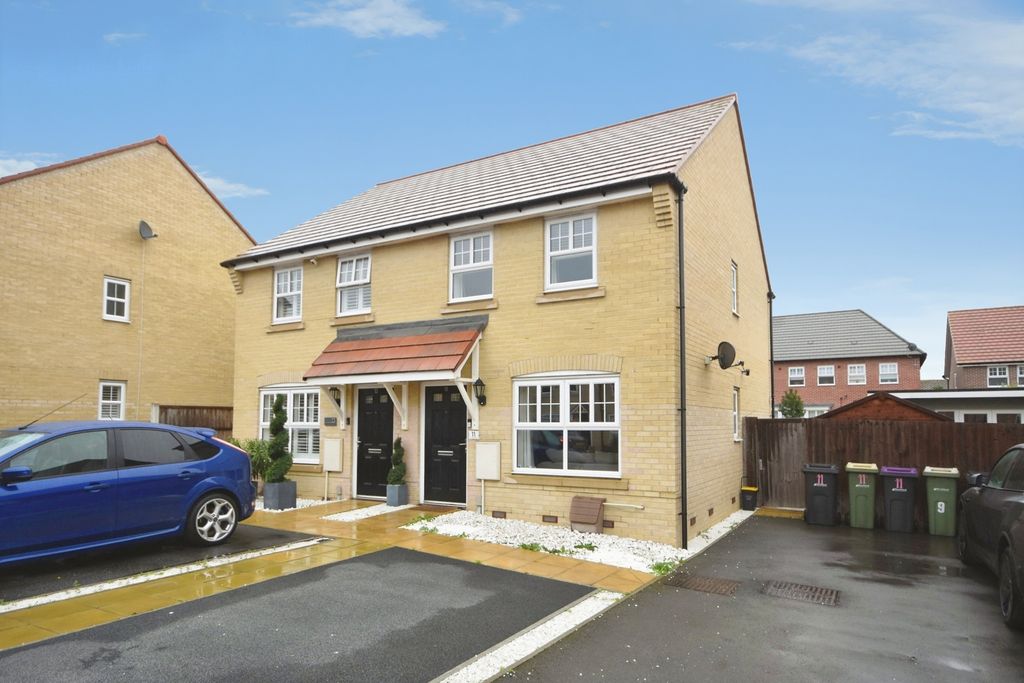 Property photo 1 of 17 Pbox-Img.Jpg