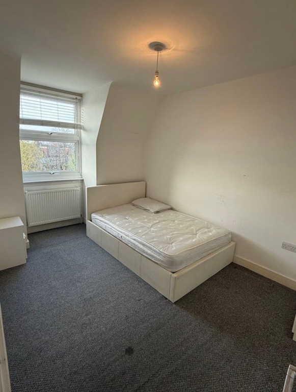 Property photo 1 of 3