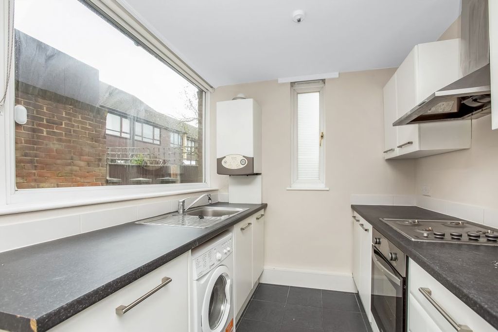 Property photo 2 of 13