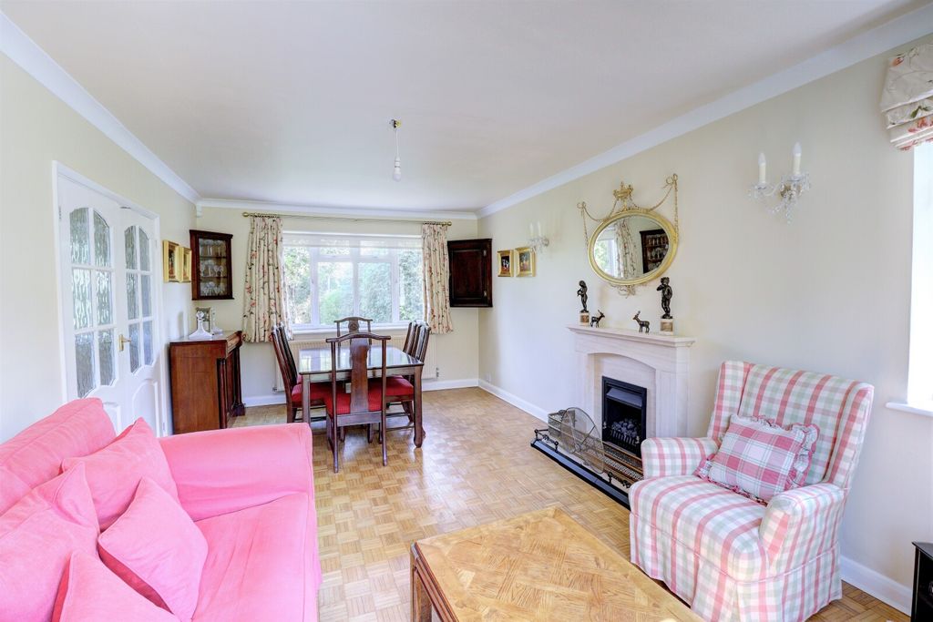 Property photo 3 of 19 Picture No. 05