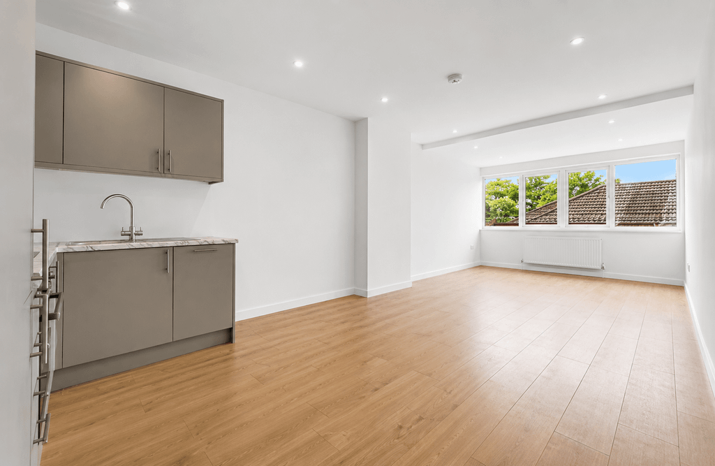 Property photo 1 of 5 2 Bedroom Flat For Rent