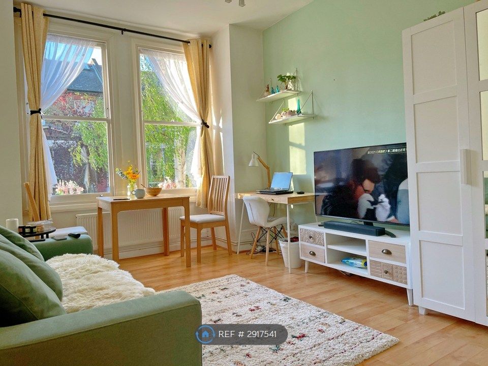 Property photo 1 of 8