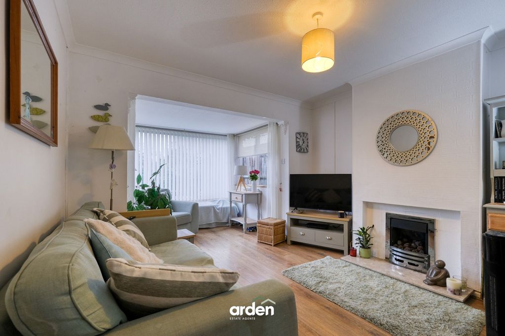 Property photo 2 of 17