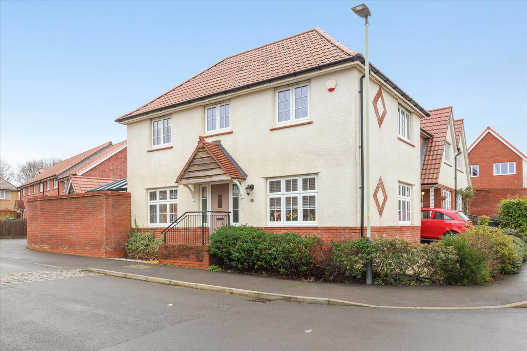 Property photo 1 of 19 Image