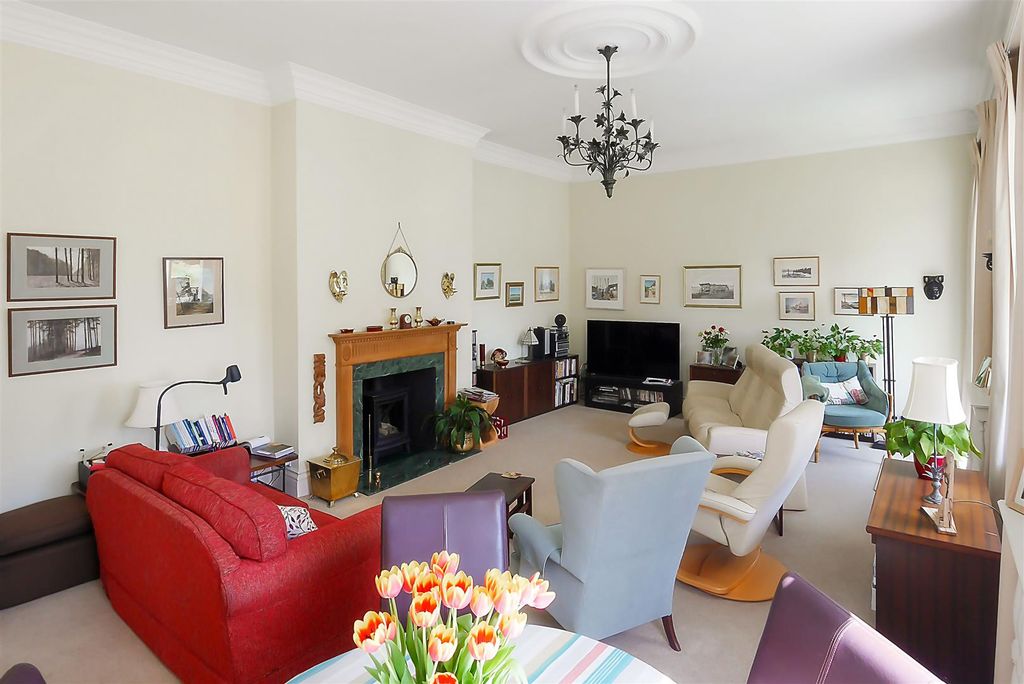 Property photo 2 of 19 P1090796.Jpg