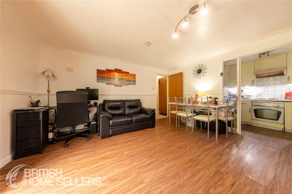 Property photo 2 of 12 Picture No. 02