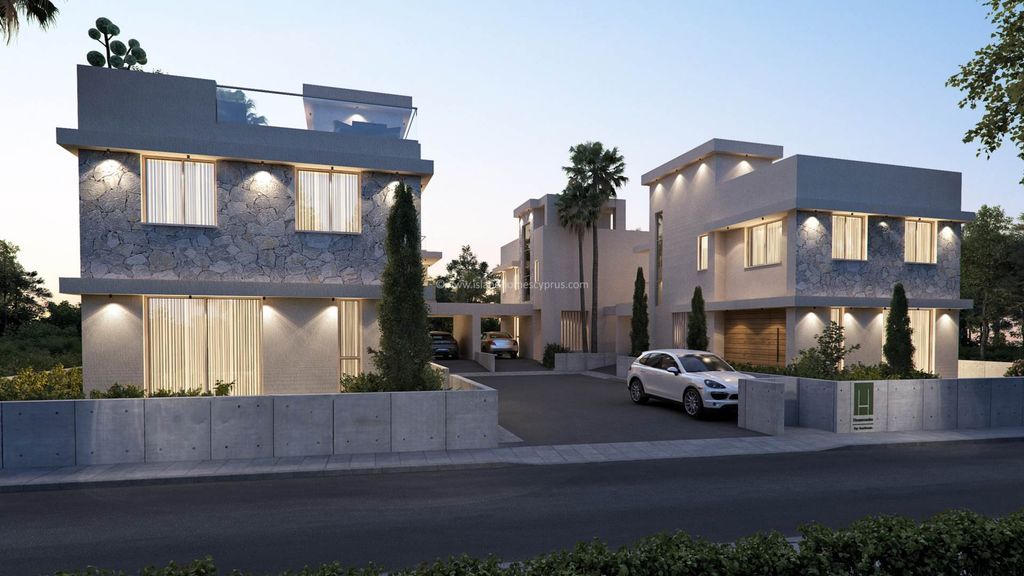 Property photo 3 of 9