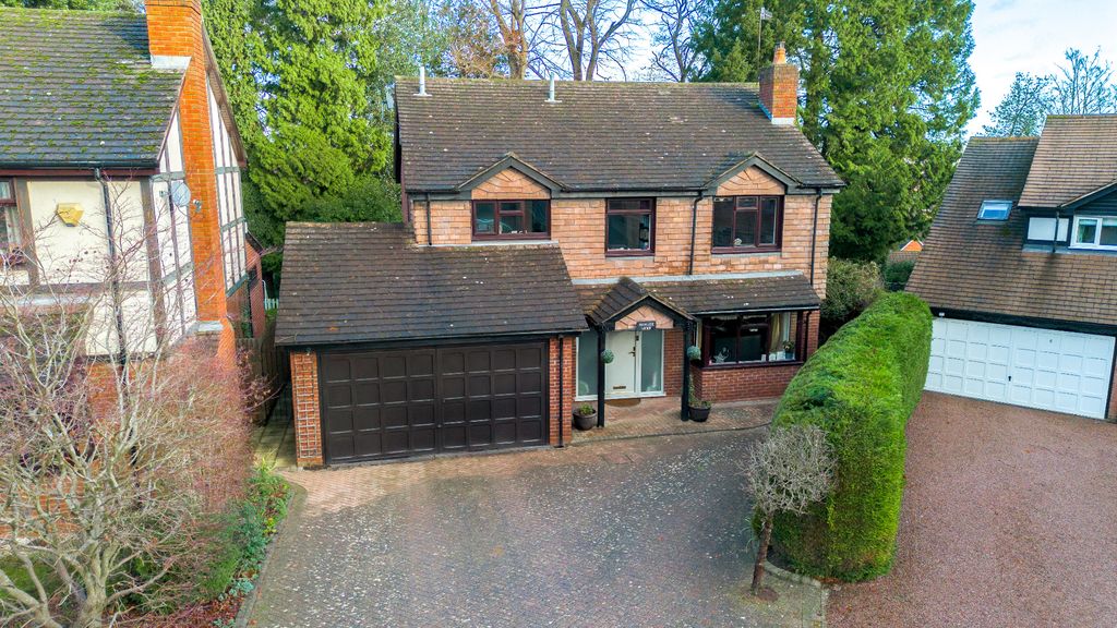 Property photo 1 of 18