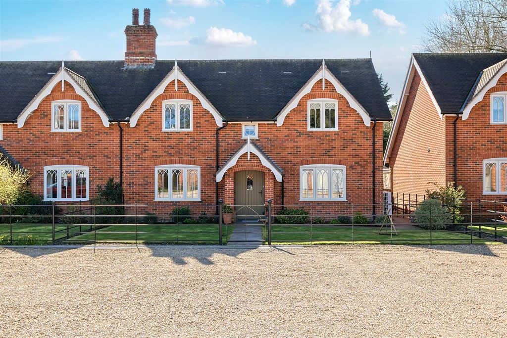 Property photo 1 of 25 Front Aspect