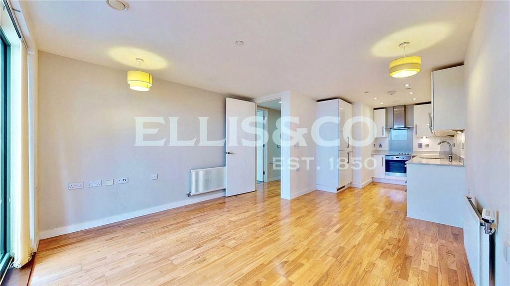 Property photo 3 of 6 Picture No. 13
