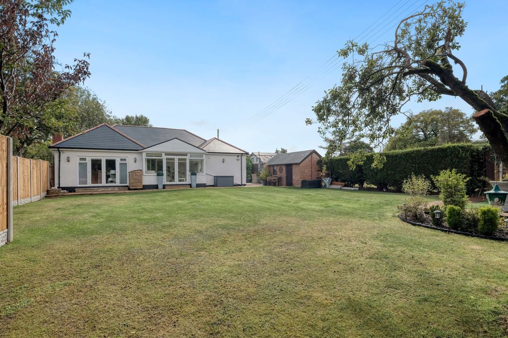 Property photo 3 of 27