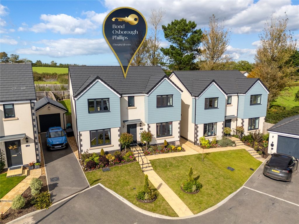 Property photo 1 of 37 Picture No. 82