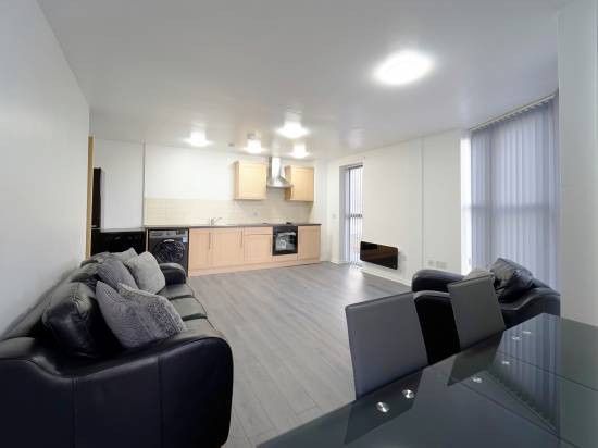 Property photo 2 of 7