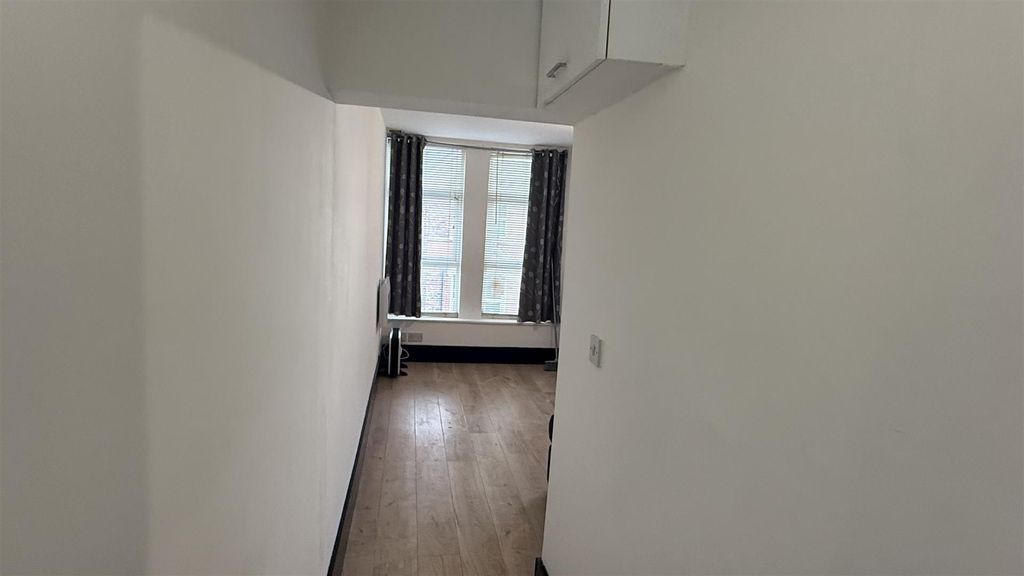 Property photo 2 of 14 Img_5644.Jpeg