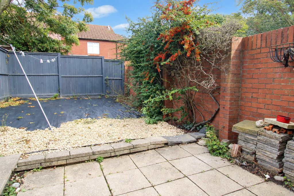 Property photo 2 of 14 Picture No. 13