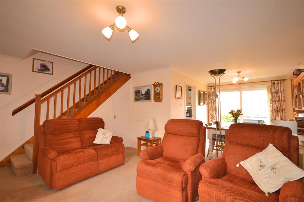 Property photo 3 of 17 2 (29).Png