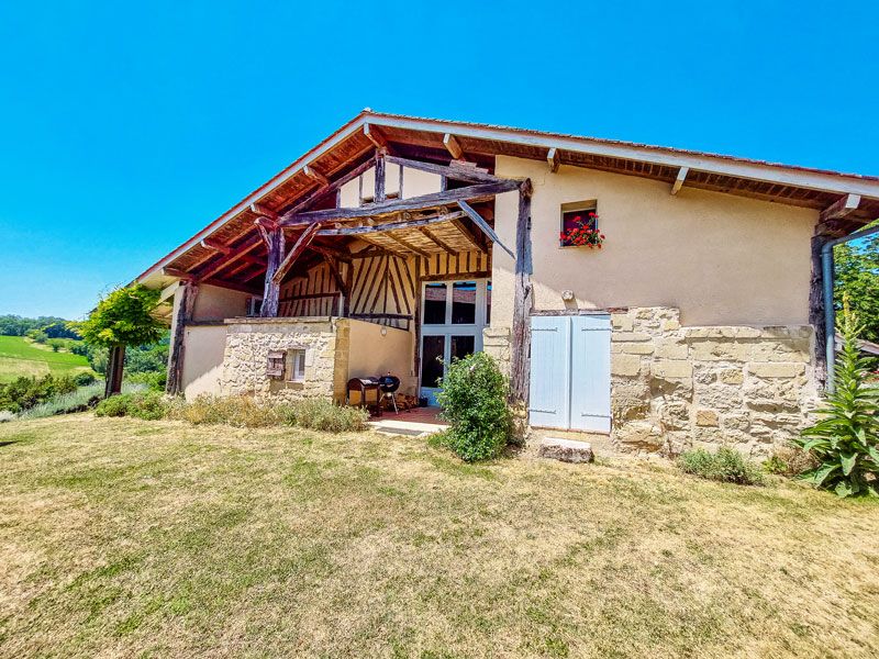 Property photo 1 of 31