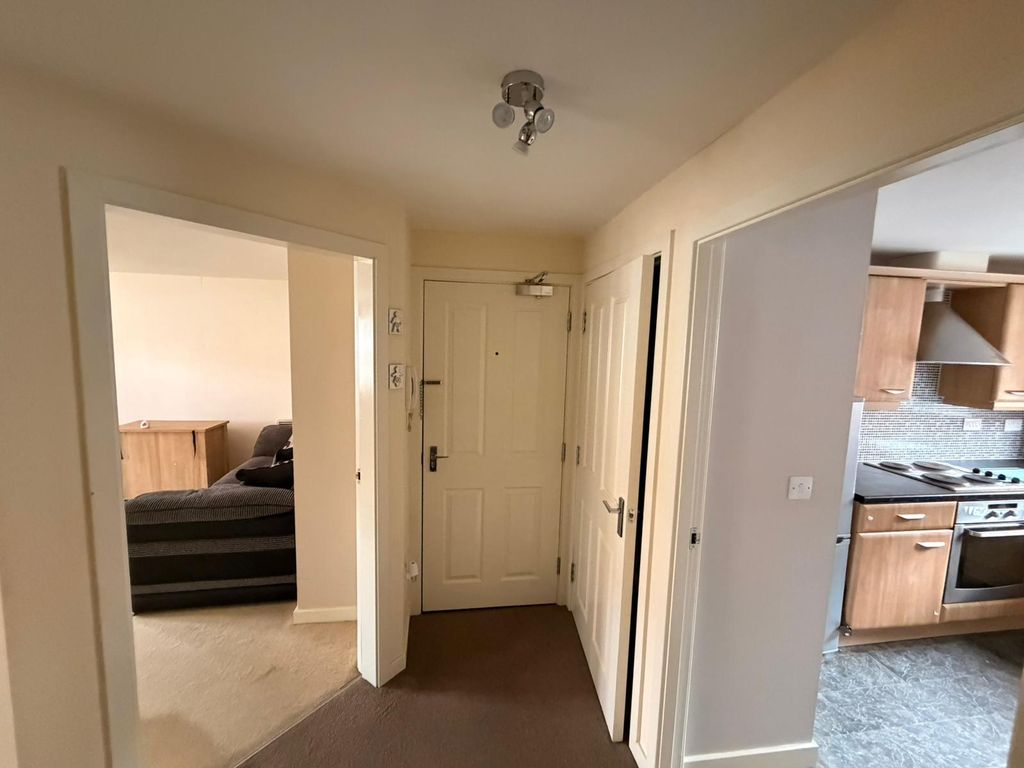 Property photo 3 of 5