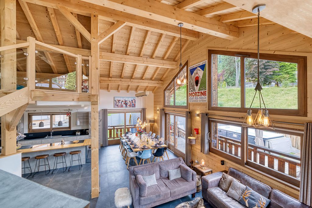 Property photo 1 of 12 Morzine Chalet For S