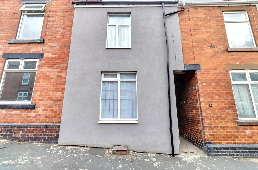 Property photo 2 of 10 Picture No. 04