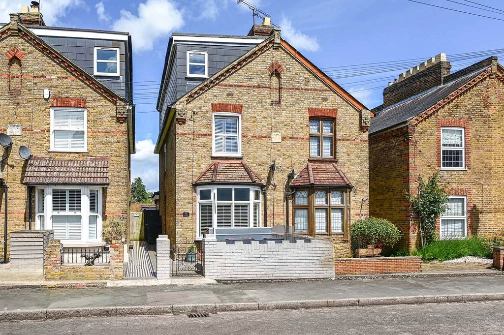 Property photo 1 of 25 Picture No. 29