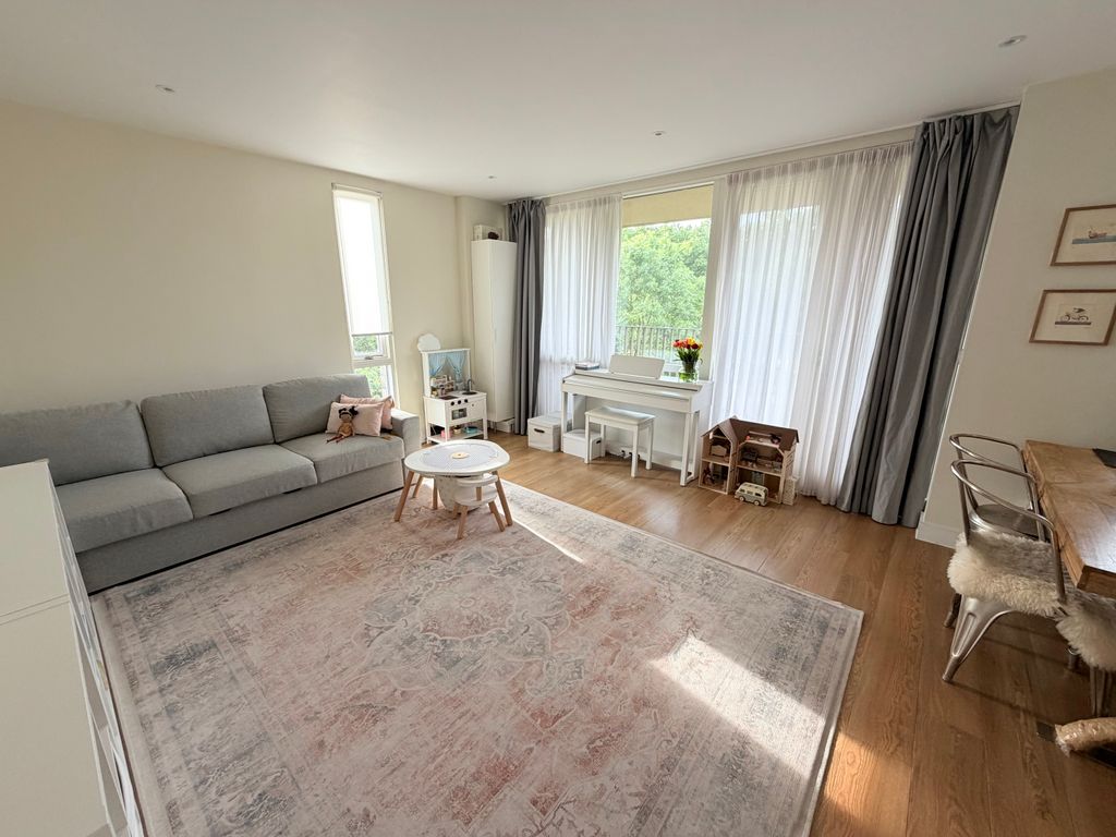 Property photo 1 of 9 Img_1181