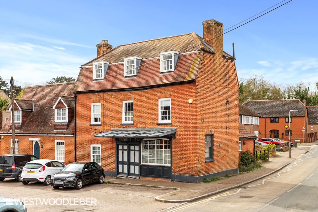 Property photo 1 of 29 Thesquare_28.Jpg