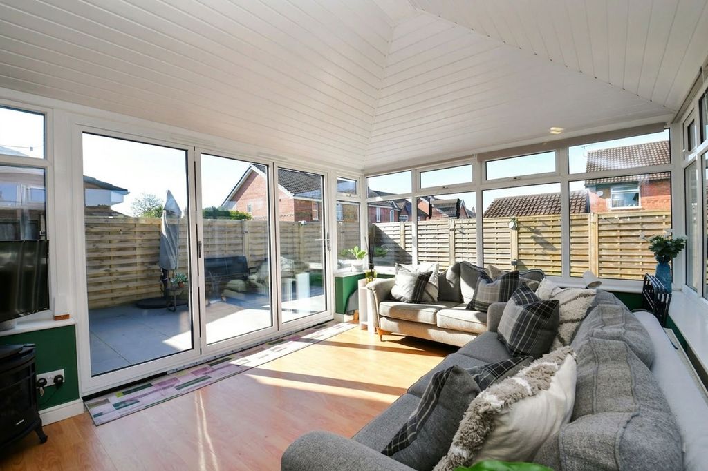 Property photo 3 of 24