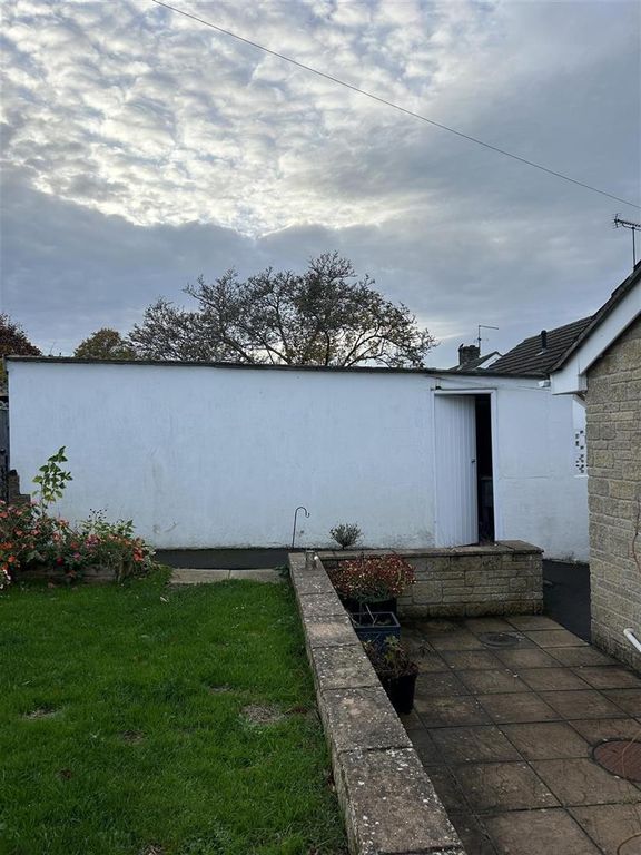 Property photo 3 of 14 Garden 2.Jpg