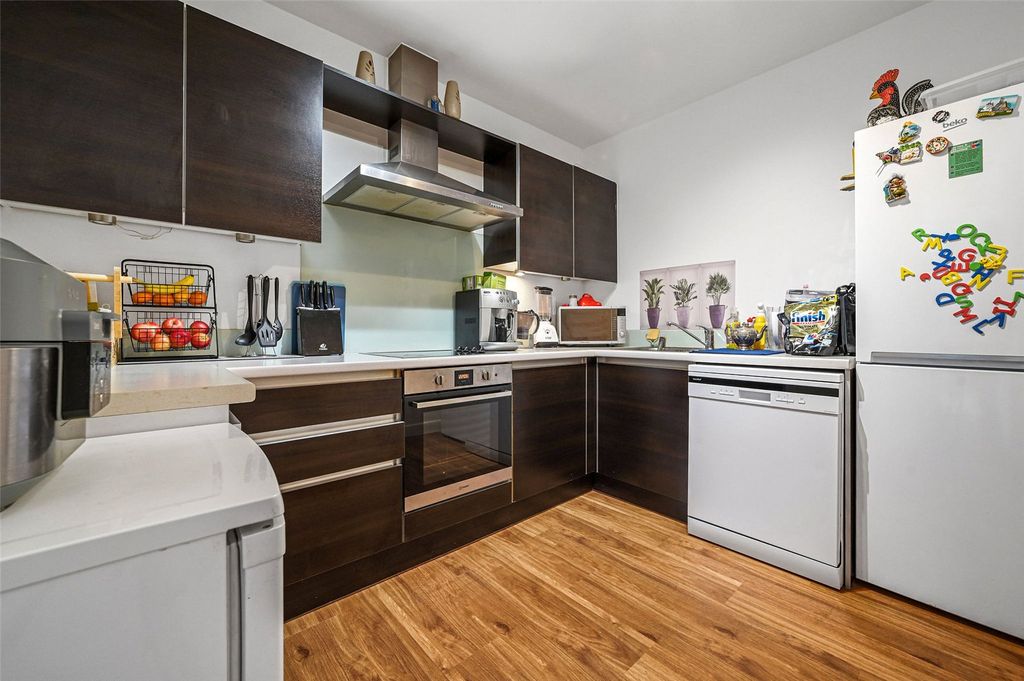 Property photo 2 of 19 Kitchen