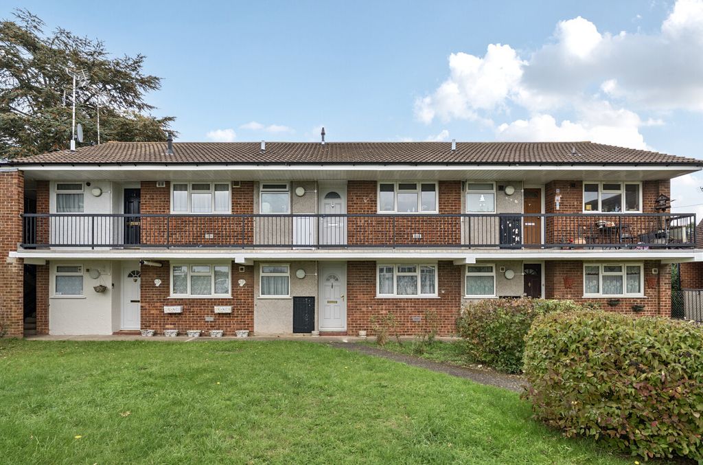 Property photo 1 of 13 1359279-4-68d6A50...