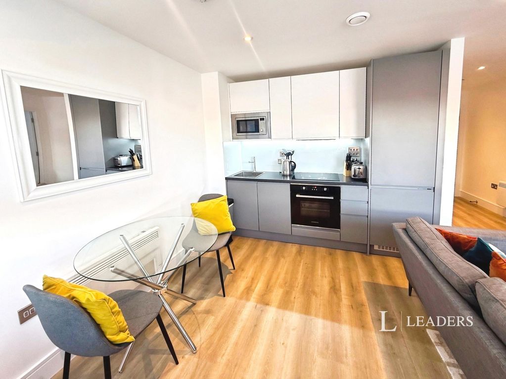 Property photo 2 of 8 Pbox-Img.Jpg