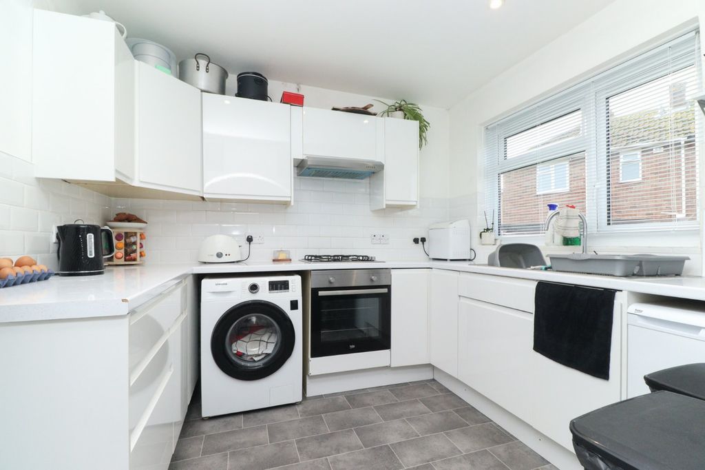 Property photo 2 of 11 Picture 2