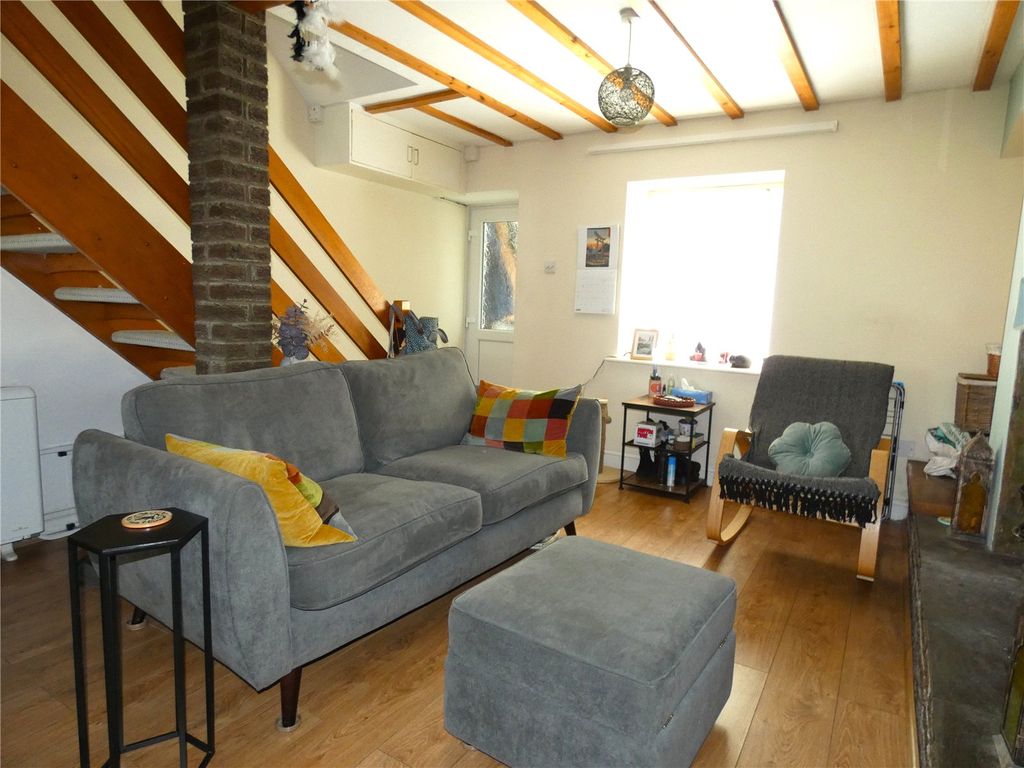 Property photo 2 of 14 Picture No. 01