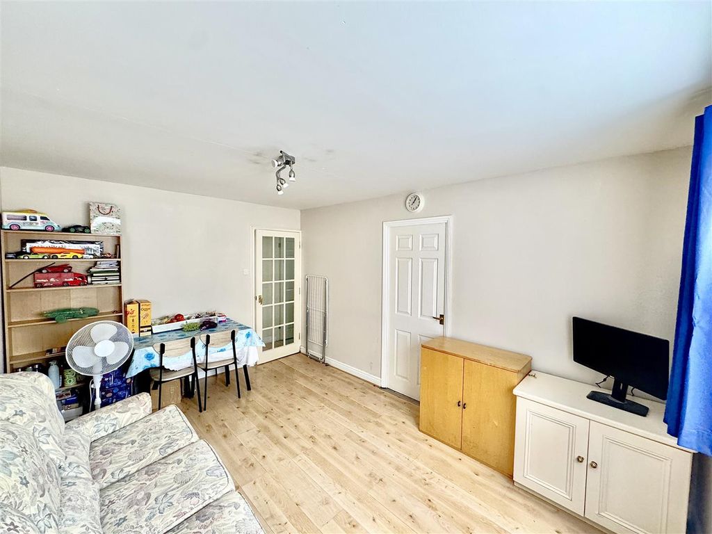 Property photo 3 of 6 Reception Room