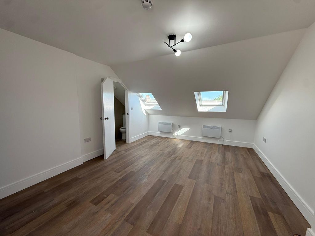 Property photo 1 of 29