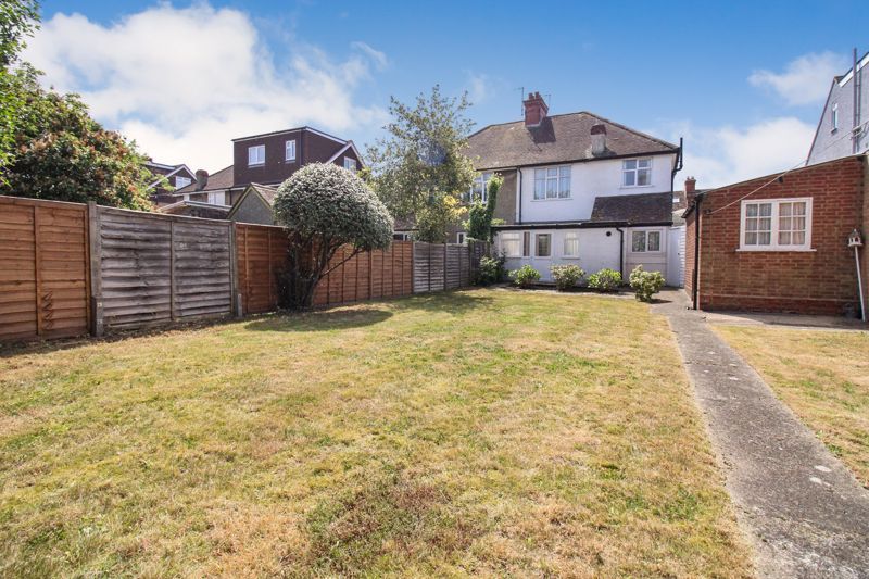 Property photo 1 of 17 Photo 6