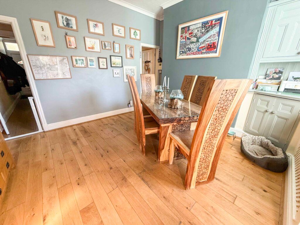 Property photo 3 of 39