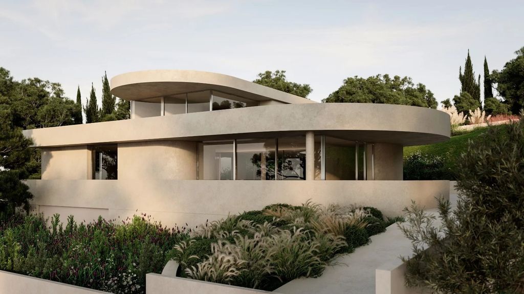 Property photo 1 of 9