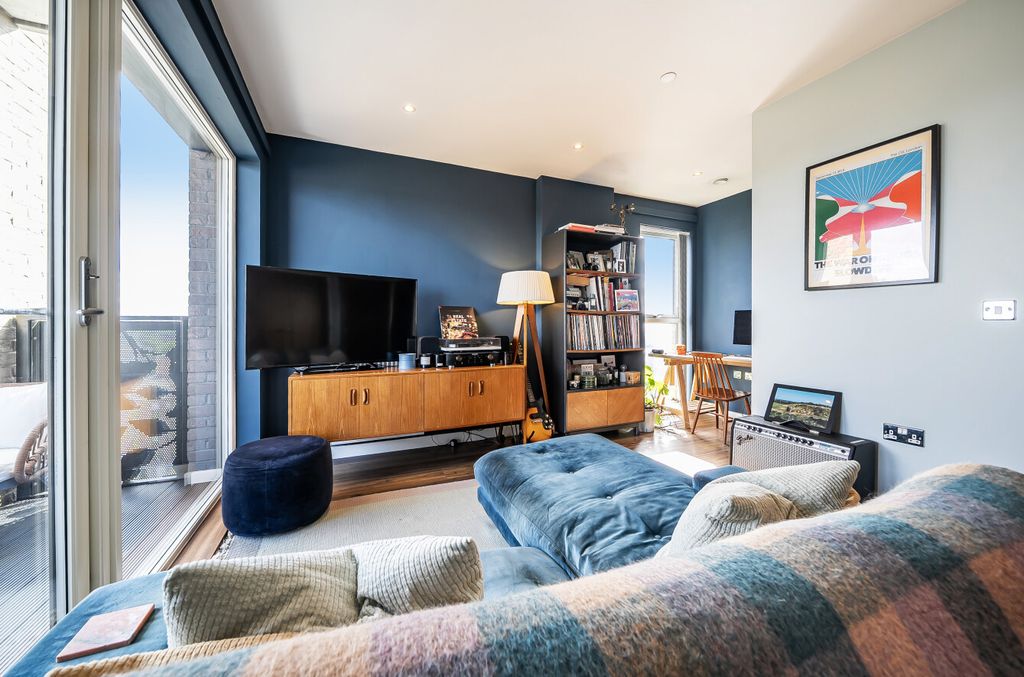 Property photo 3 of 10 1472225-5-6A27Db7...