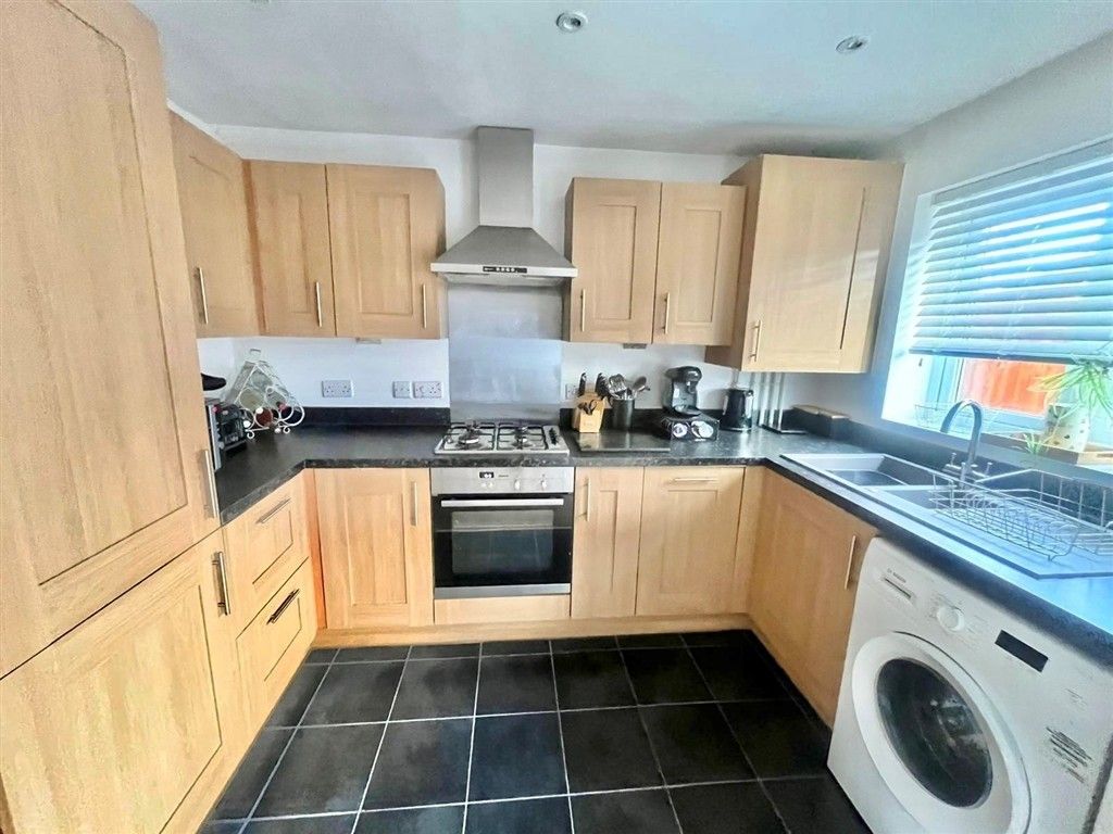 Property photo 2 of 13 Ktde