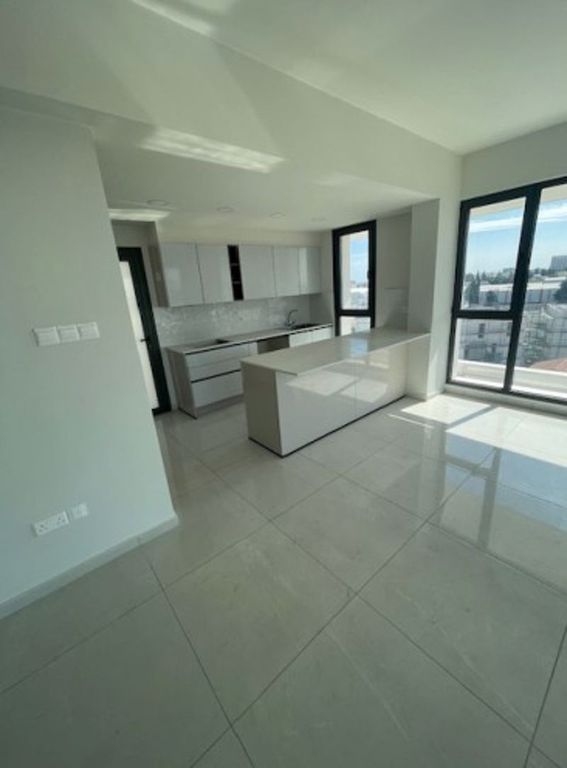 Property photo 3 of 40 Kitchen - Apt 501