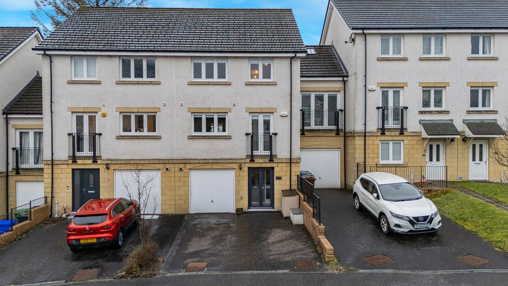 Property photo 1 of 46 4-Print-23 Kelvindale Court_75