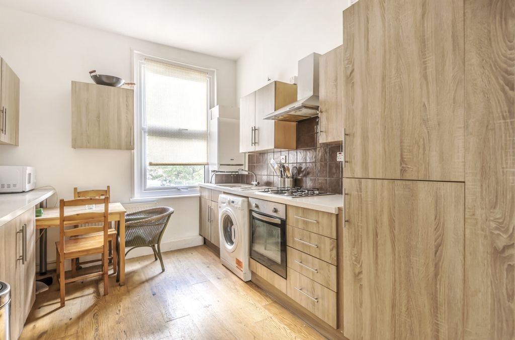 Property photo 2 of 8 5d6E1d375Ba84-l-5262