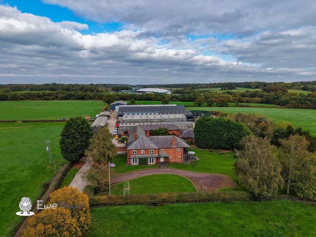 Property photo 1 of 36 Front 4