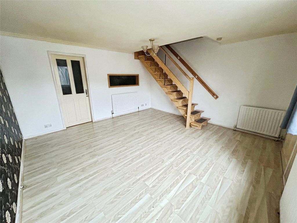 Property photo 2 of 13 Picture No. 24