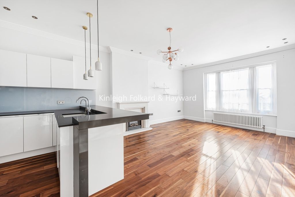 Property photo 1 of 6 23E75E22-5d8d-47E8-8
