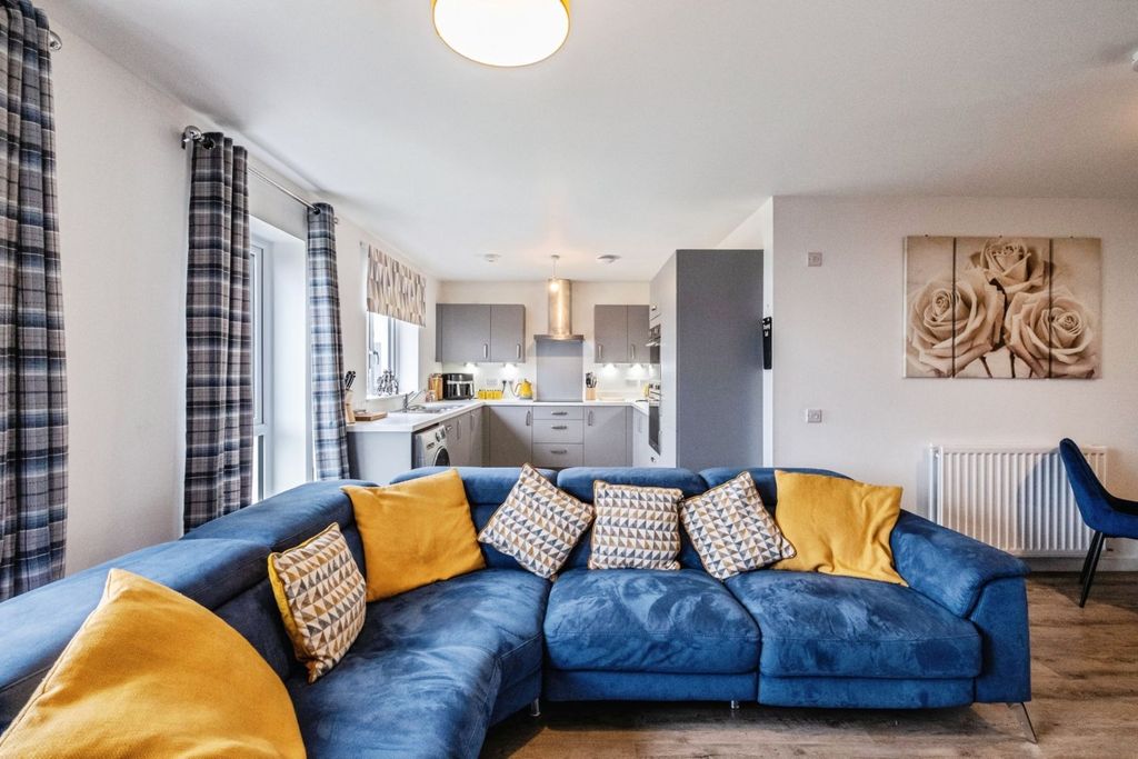 Property photo 3 of 23 Open Plan Living