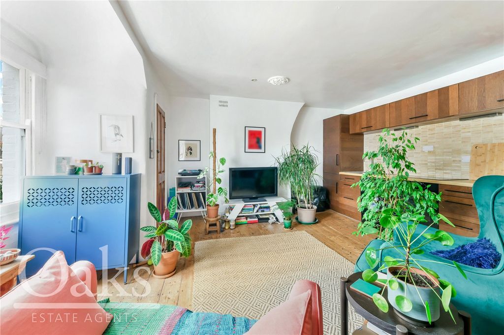 Property photo 3 of 8 Picture No. 07