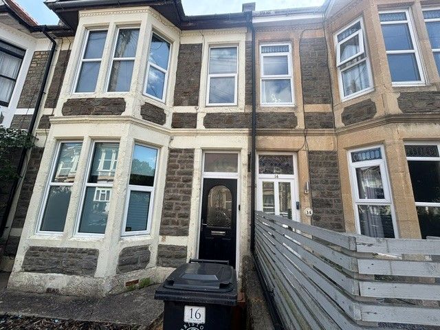 Property photo 3 of 12